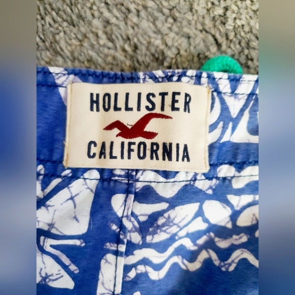 💚5/$25 Hollister Board Shorts Blue & White LSwim Trunks Beach Surf Size Medium - Picture 4 of 5